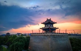 这台发射宇宙射线的神秘设备，能给西安古城墙做“CT”