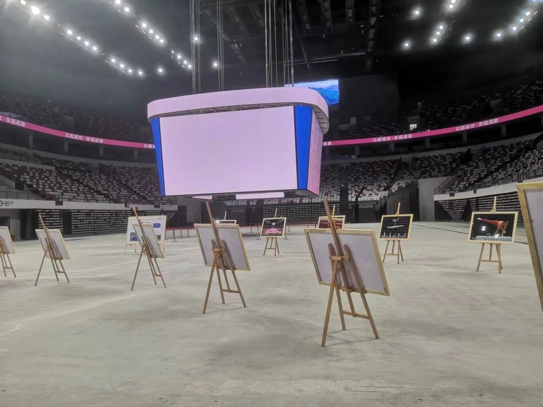 神奇！这座大运会体育馆，“冰篮场地”任意转换