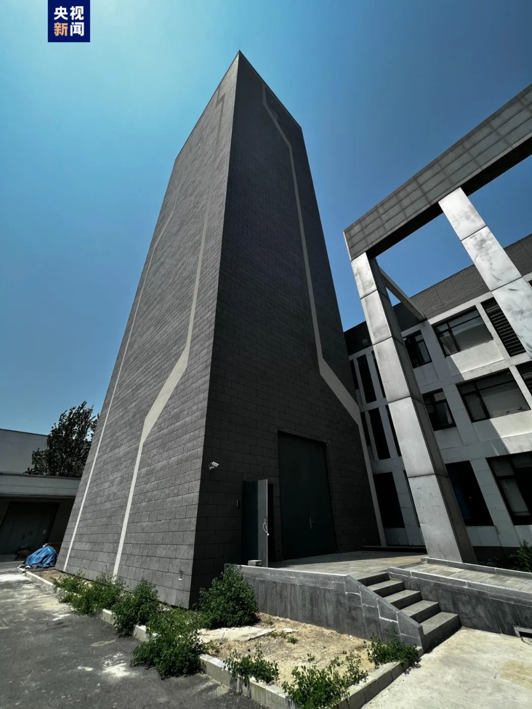 电磁弹射微重力实验装置（4秒）启动试运行